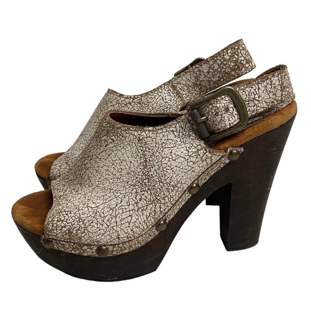 Sbicca White Cracked Leather Chunky Heel Ablaze Vintage Collection Open Toe 8